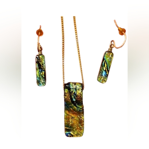 Dichroic Glass Artisan Pendant and Earrings  (Gold chain NOT INCLUDED) - Picture 9 of 9